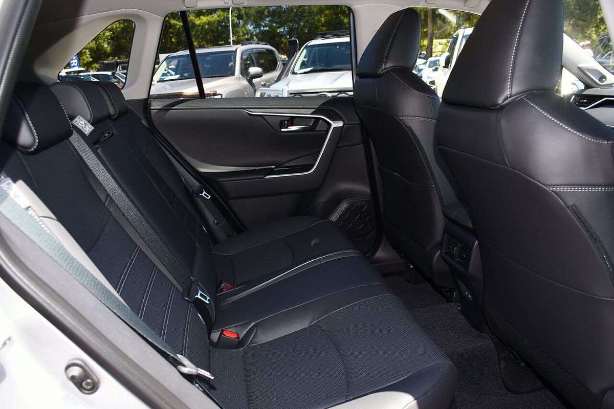 2025 Toyota RAV4 Cruiser AXAH54R