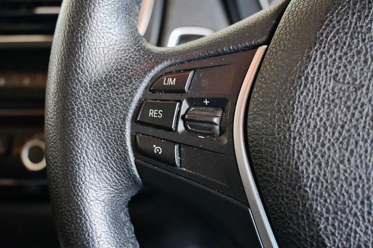 2015 BMW 1 Series 118i Sport Line F20 LCI