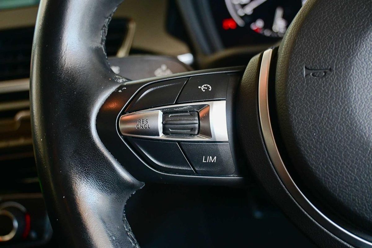 2019 BMW X1 sDrive18i F48