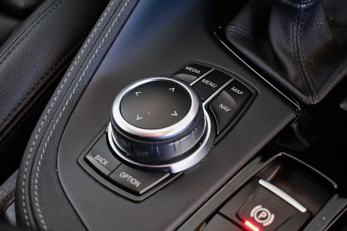 2019 BMW X1 sDrive18i F48