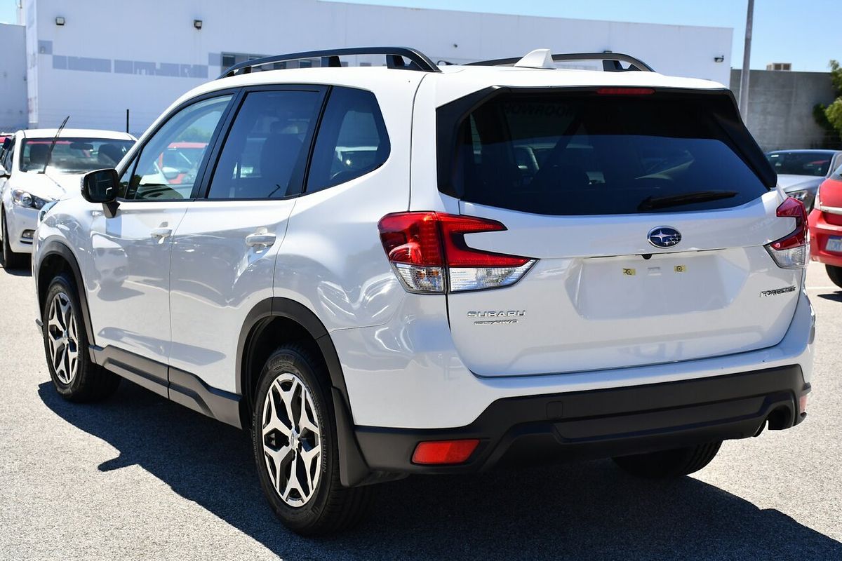 2023 Subaru Forester 2.5i S5