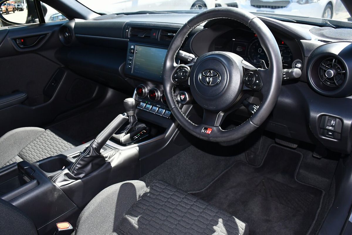 2023 Toyota GR86 GT ZN8
