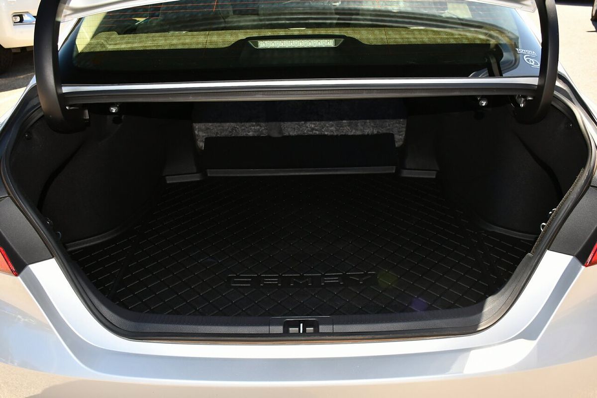 2023 Toyota Camry SX AXVH70R