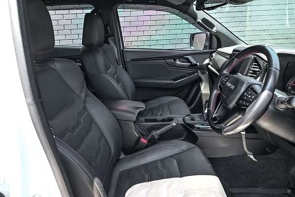 2023 Isuzu D-MAX X-TERRAIN 4X4