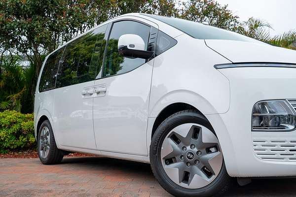 2025 Hyundai STARIA Highlander US4.V3