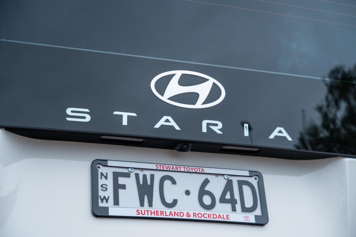 2025 Hyundai STARIA Highlander US4.V3
