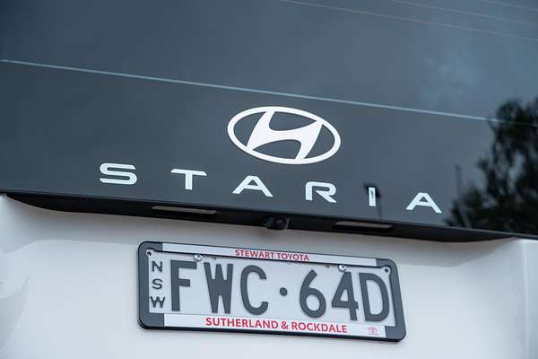 2025 Hyundai STARIA Highlander US4.V3