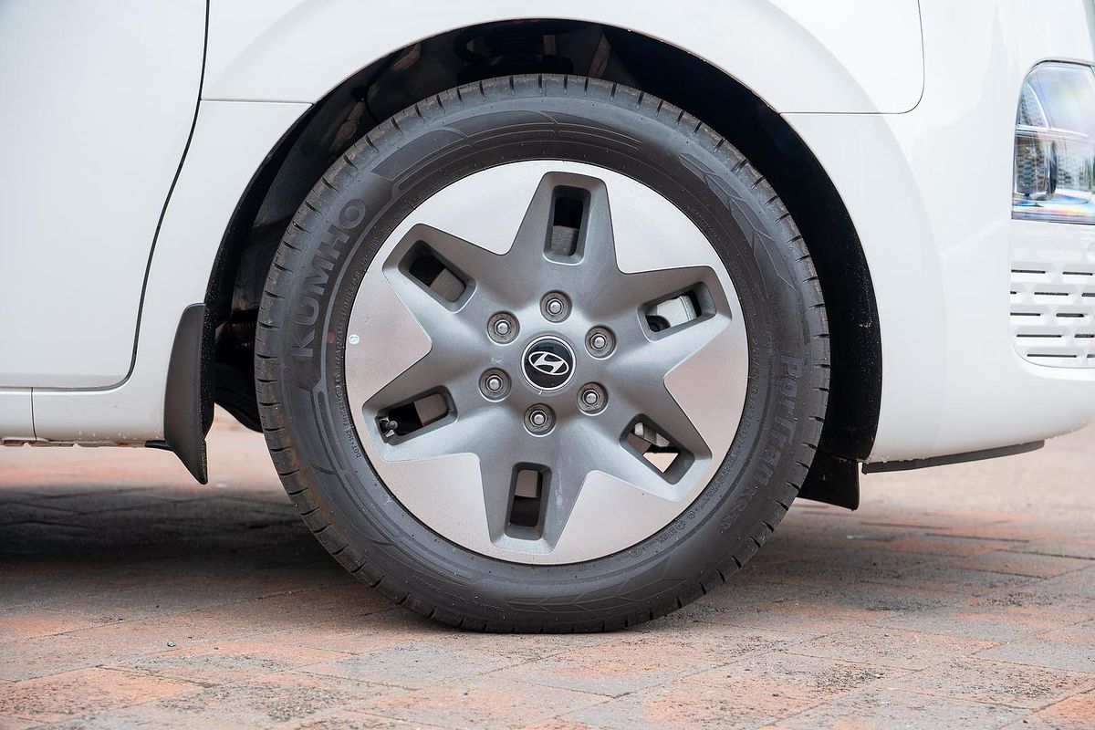 2025 Hyundai STARIA Highlander US4.V3