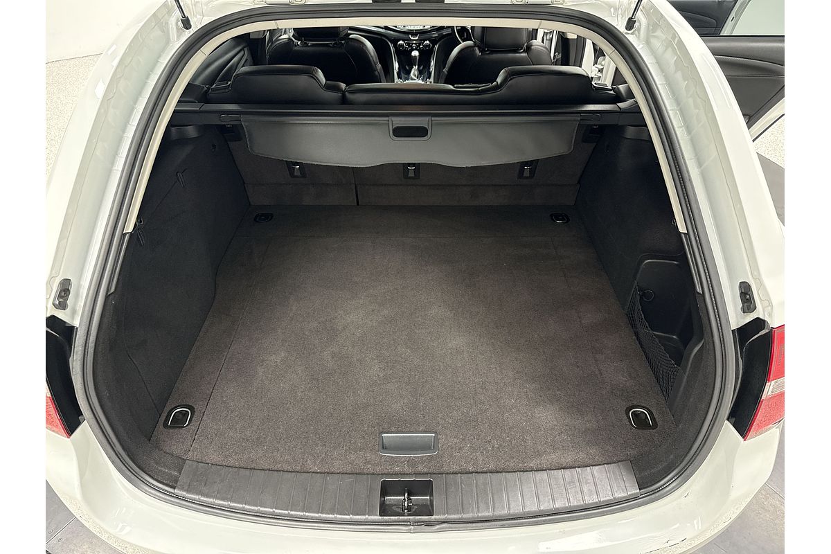 2016 Holden Commodore SV6 Black VF Series II