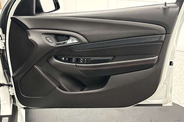 2016 Holden Commodore SV6 Black VF Series II