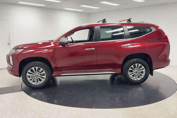 2022 Mitsubishi Pajero Sport GLX QF