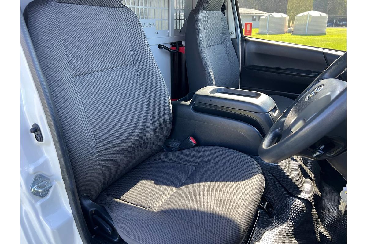 2018 Toyota Hiace KDH201R LWB