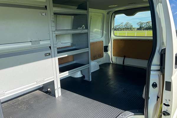 2018 Toyota Hiace KDH201R LWB