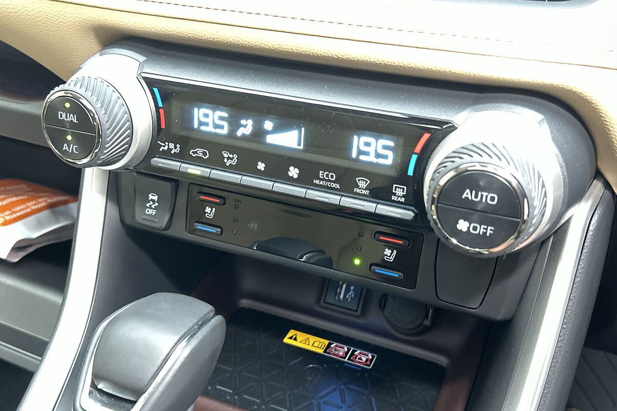 2024 Toyota RAV4 Cruiser AXAH52R