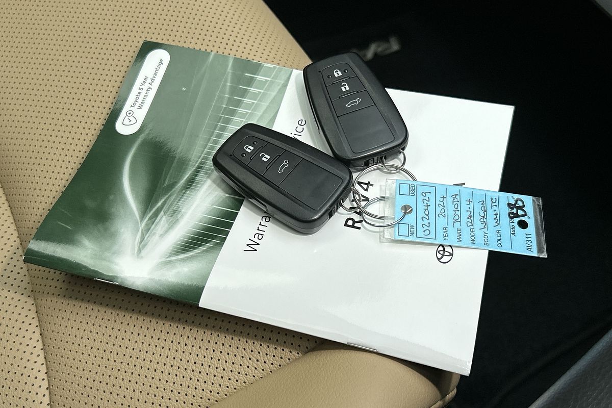 2024 Toyota RAV4 Cruiser AXAH52R