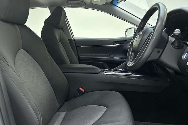 2020 Toyota Camry Ascent AXVH71R