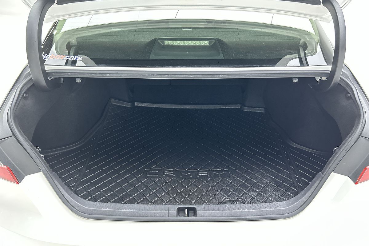 2020 Toyota Camry Ascent AXVH71R