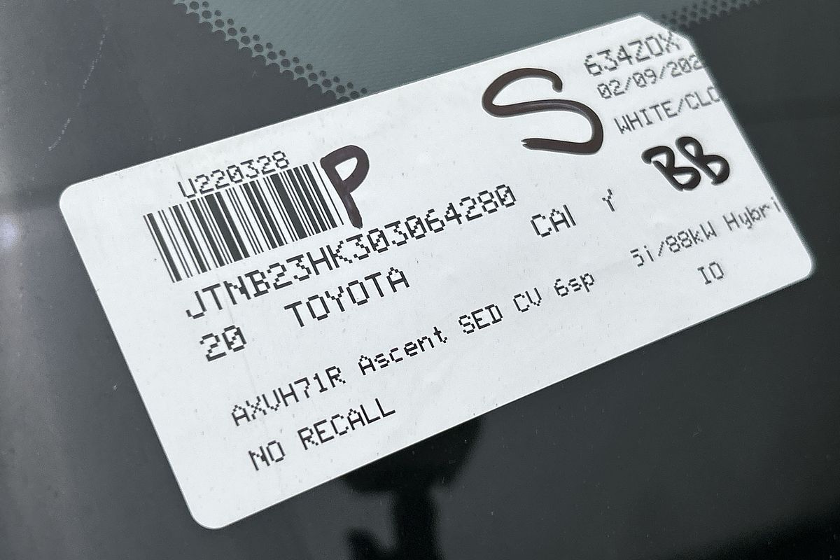 2020 Toyota Camry Ascent AXVH71R