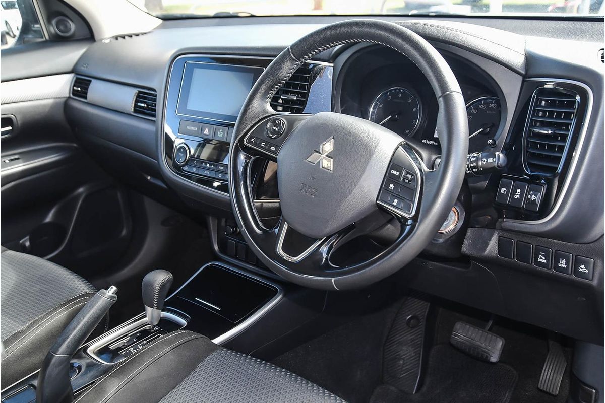 2018 Mitsubishi Outlander ES ADAS ZL