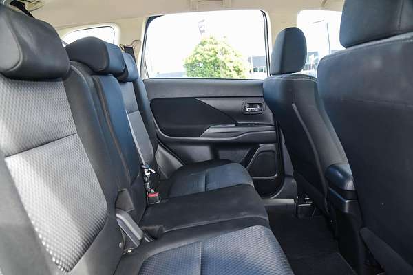 2018 Mitsubishi Outlander ES ADAS ZL