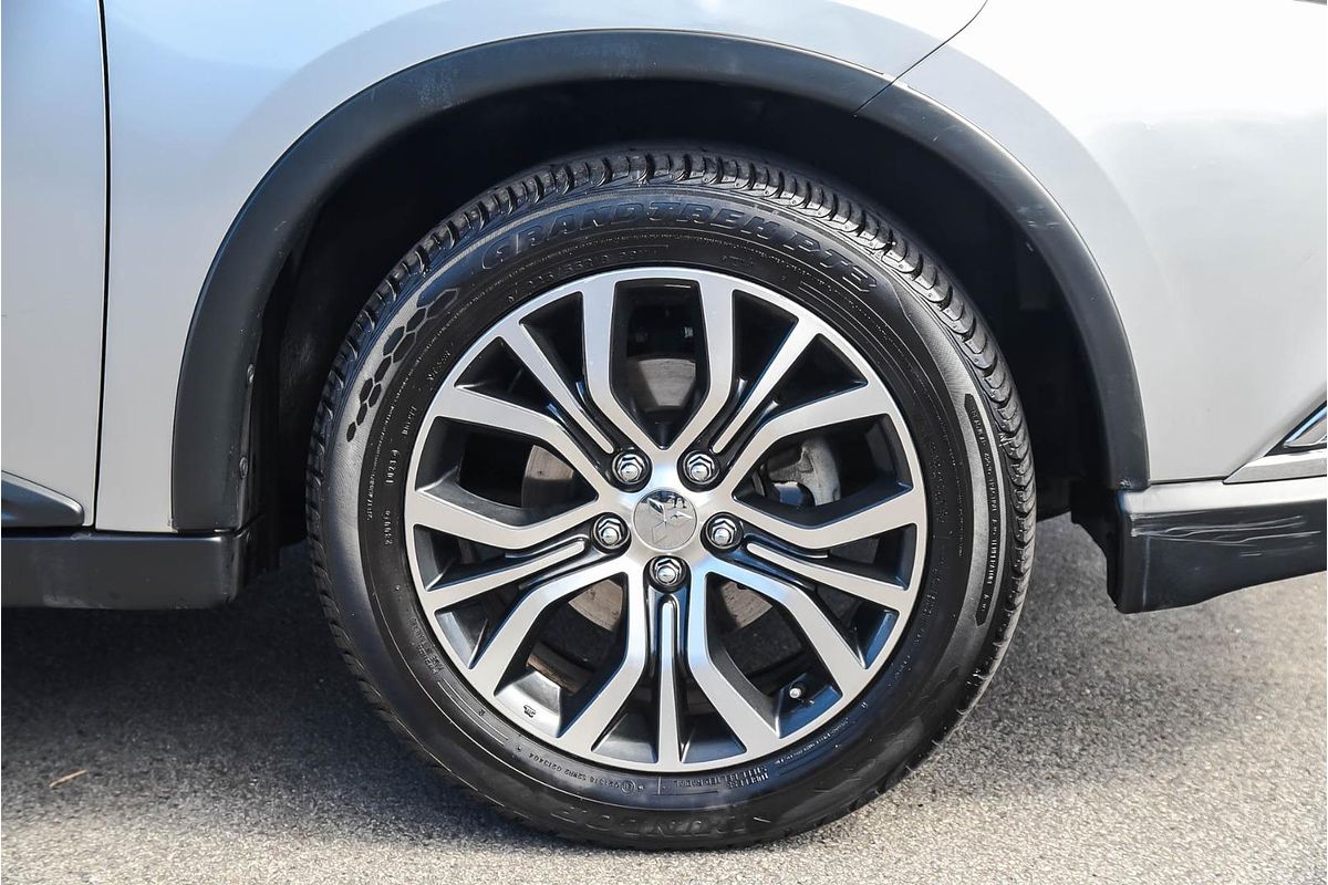 2018 Mitsubishi Outlander ES ADAS ZL