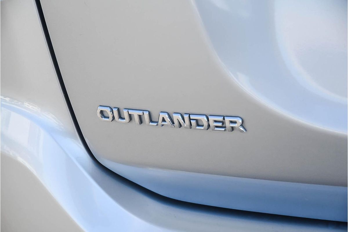 2018 Mitsubishi Outlander ES ADAS ZL