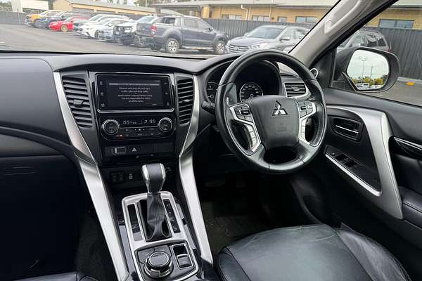 2016 Mitsubishi Pajero Sport Exceed QE