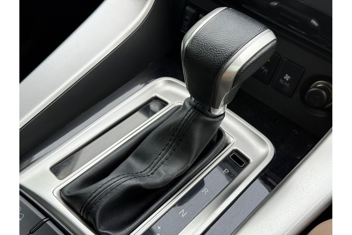 2016 Mitsubishi Pajero Sport Exceed QE