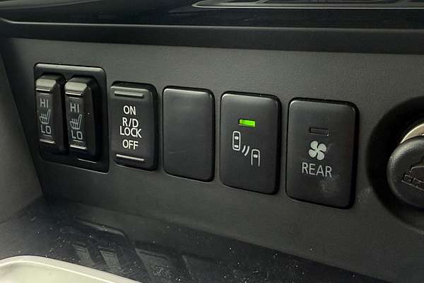 2016 Mitsubishi Pajero Sport Exceed QE