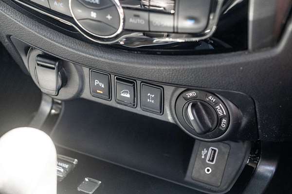 2021 Nissan Navara PRO-4X D23 4X4