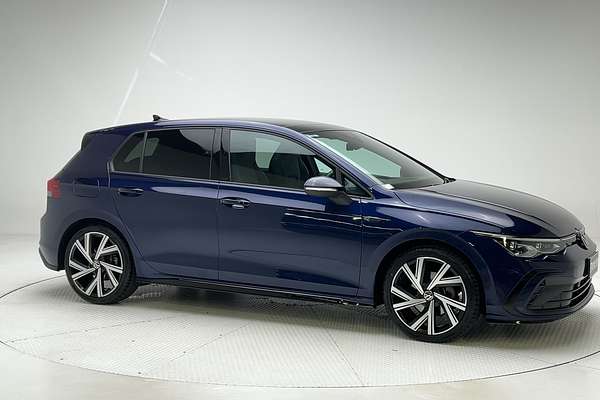 2022 Volkswagen Golf 110TSI R-Line 8