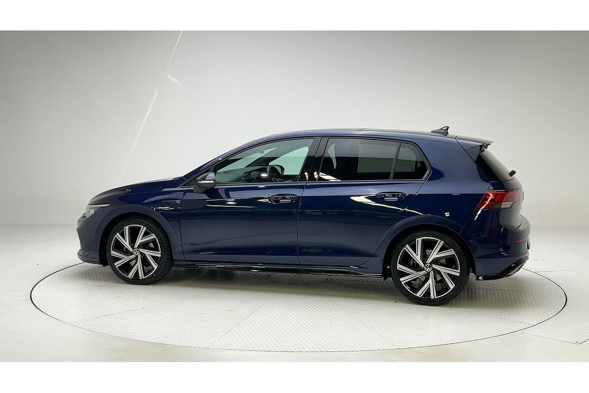 2022 Volkswagen Golf 110TSI R-Line 8