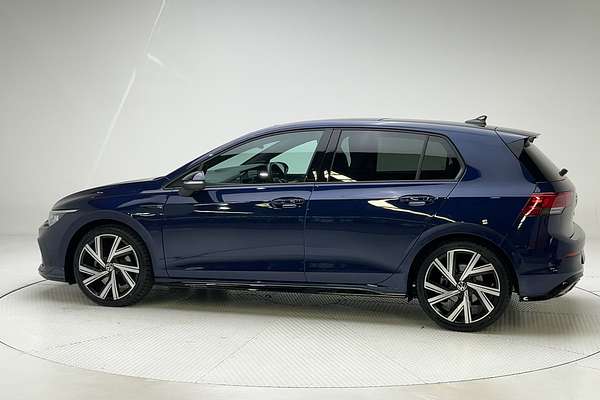 2022 Volkswagen Golf 110TSI R-Line 8