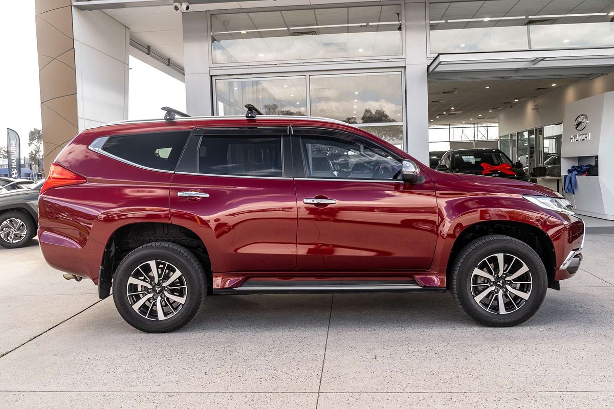 2017 Mitsubishi Pajero Sport GLS QE