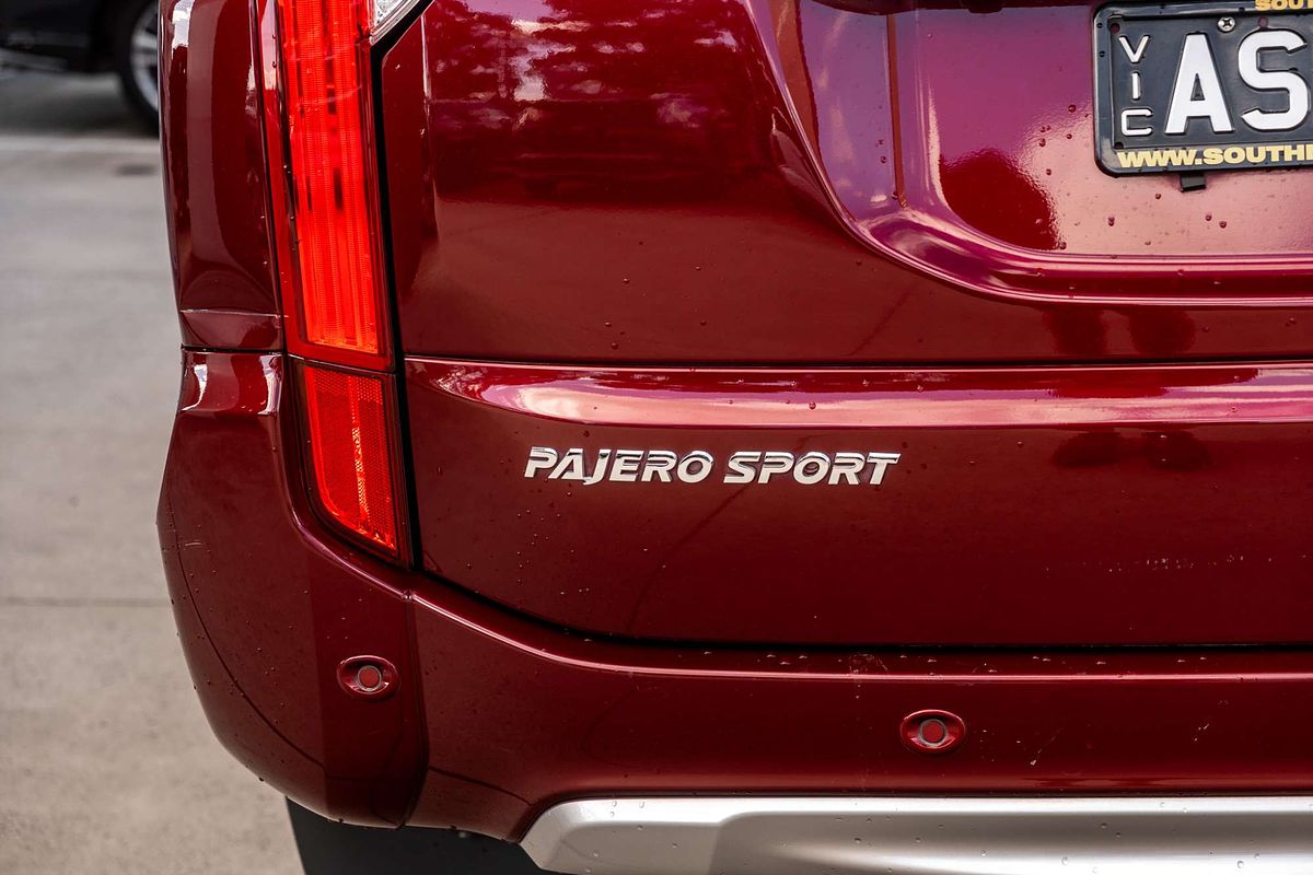 2017 Mitsubishi Pajero Sport GLS QE