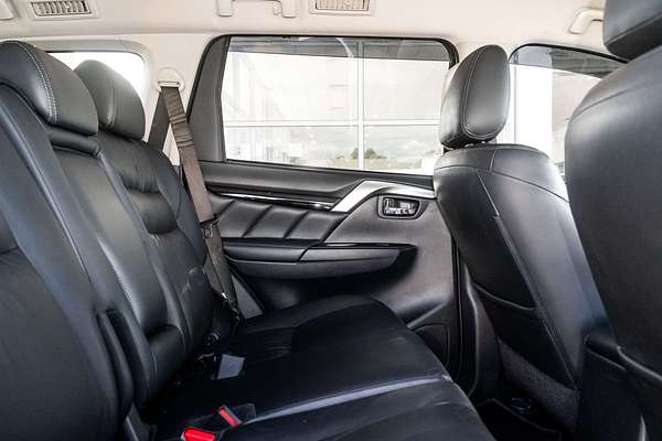 2017 Mitsubishi Pajero Sport GLS QE