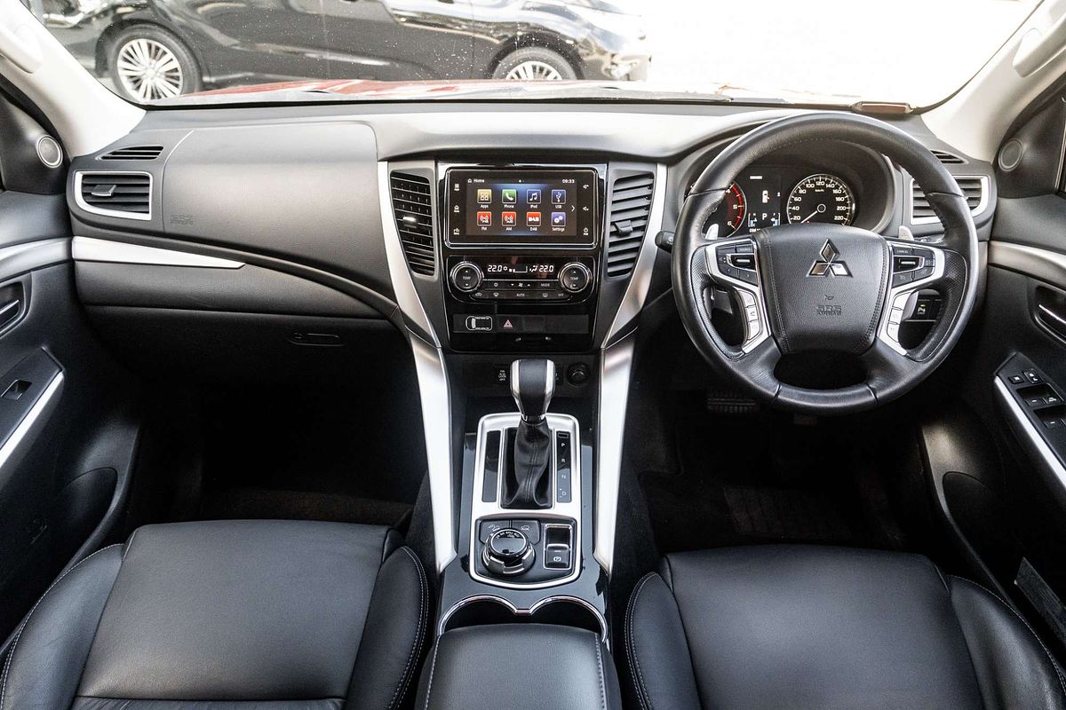 2017 Mitsubishi Pajero Sport GLS QE