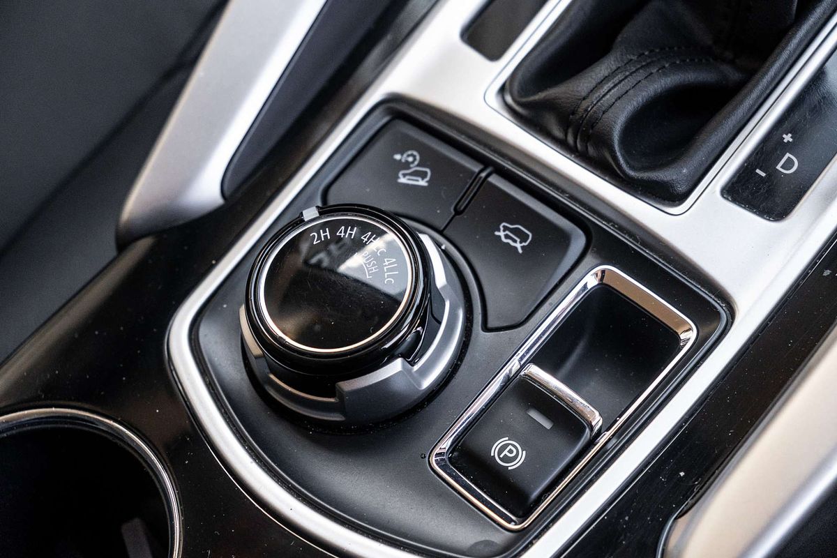 2017 Mitsubishi Pajero Sport GLS QE