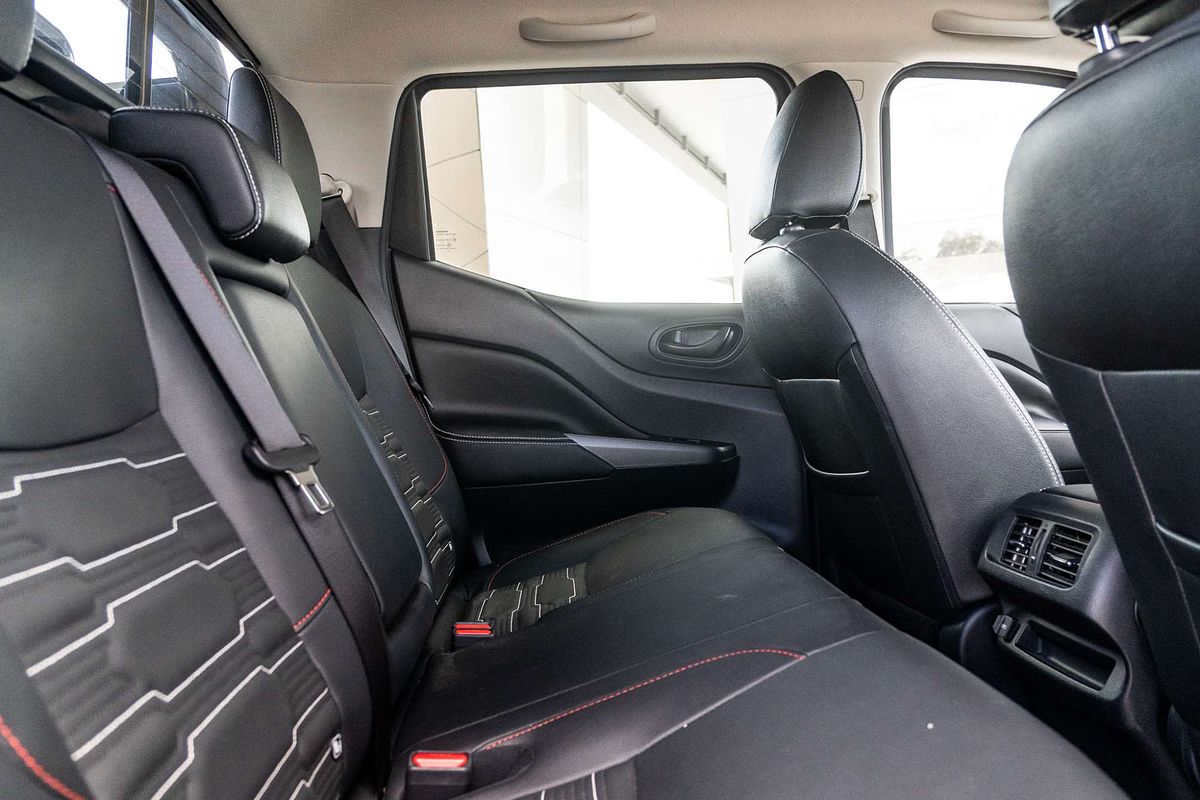 2023 Nissan Navara PRO-4X Warrior D23 4X4