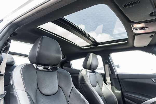 2017 Hyundai Veloster SR Turbo FS5 Series II