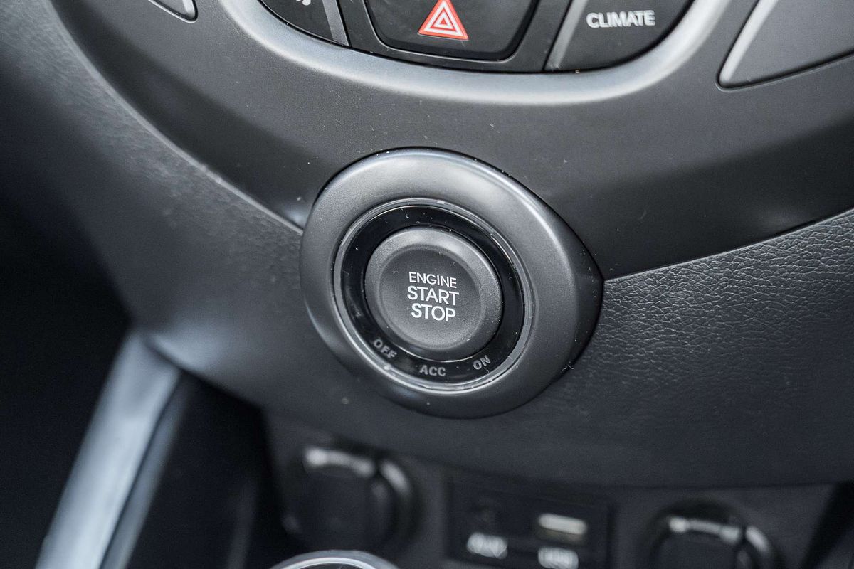 2017 Hyundai Veloster SR Turbo FS5 Series II