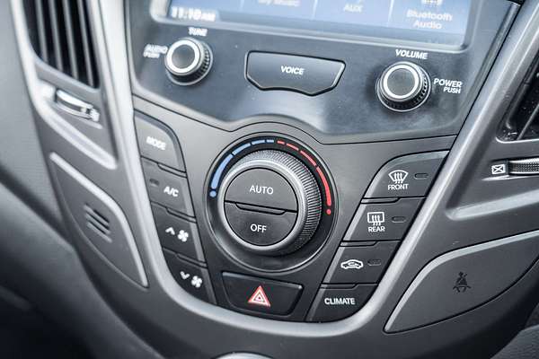 2017 Hyundai Veloster SR Turbo FS5 Series II