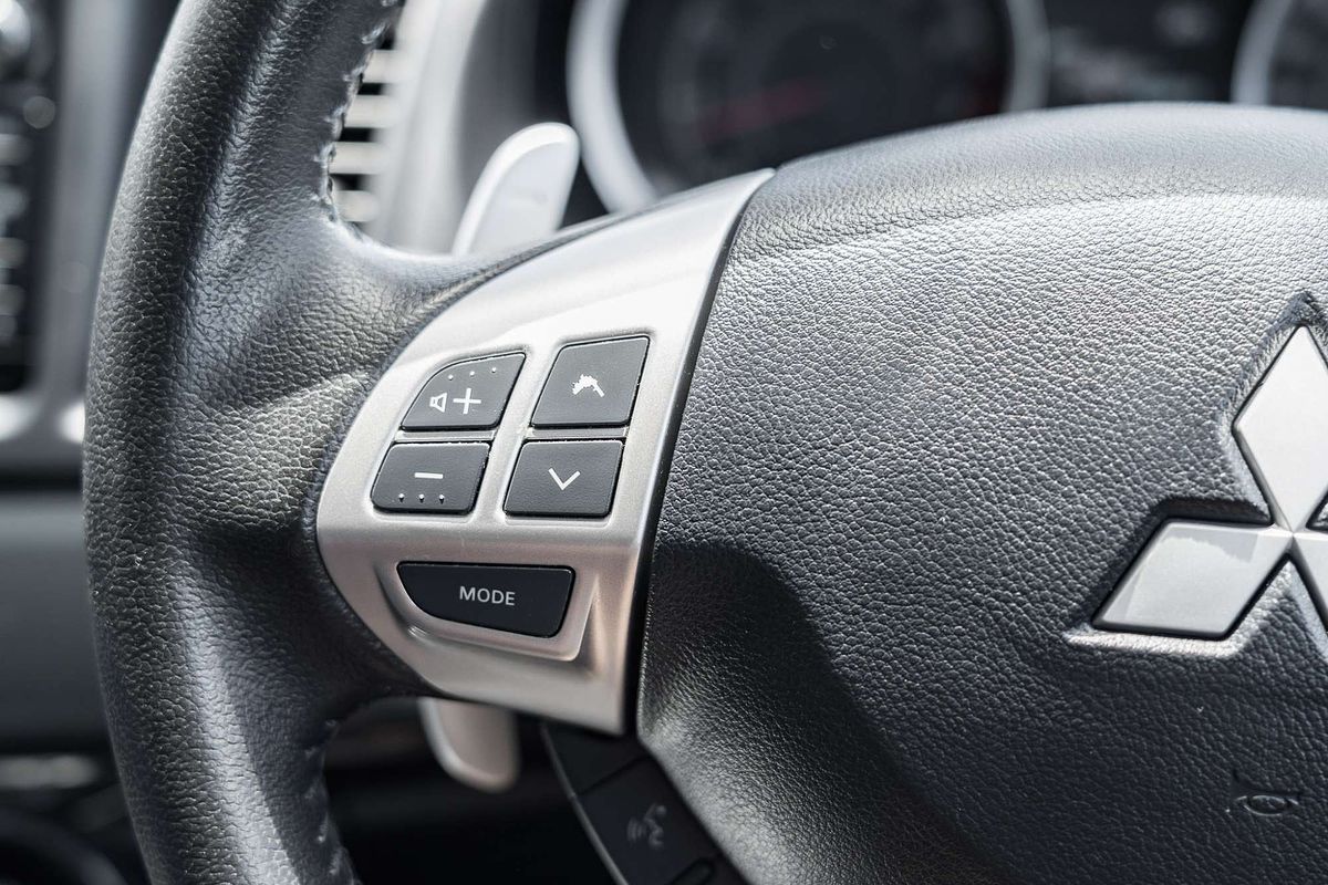 2013 Mitsubishi Lancer VR-X CJ