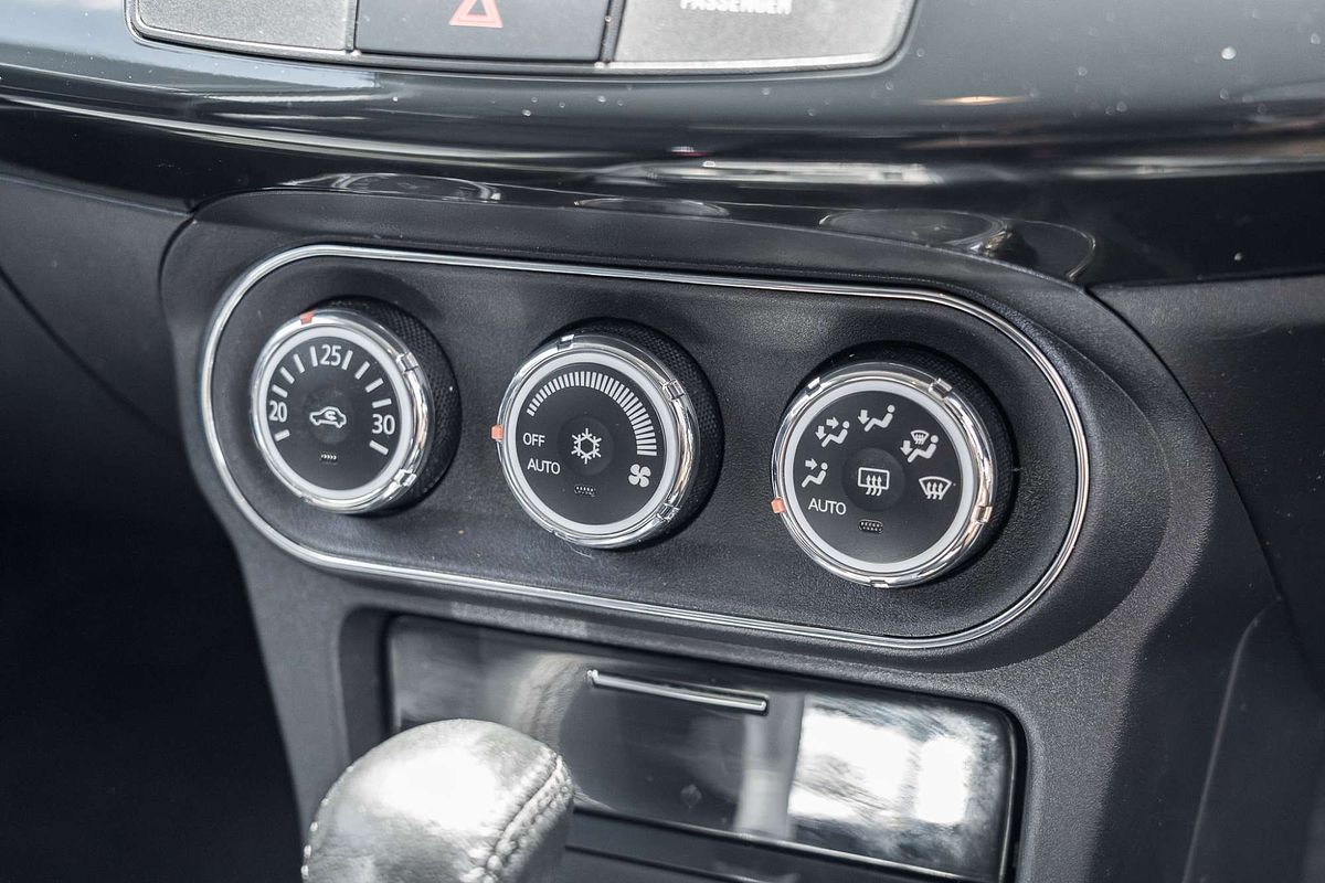 2013 Mitsubishi Lancer VR-X CJ