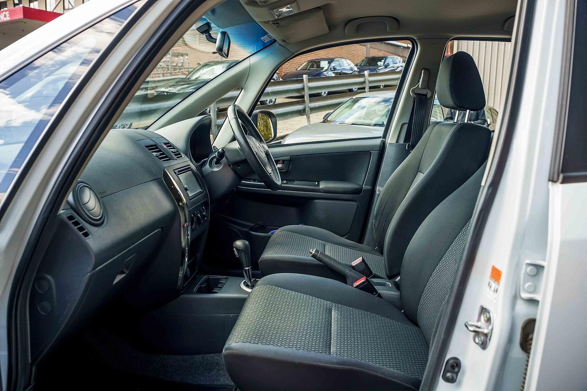 2013 Suzuki SX4 Crossover Navigator GYA