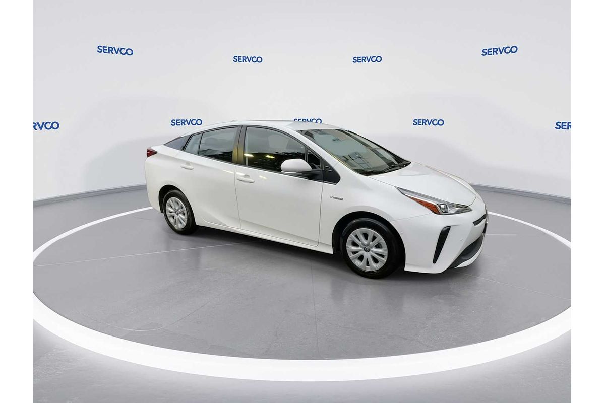 2022 Toyota Prius LE