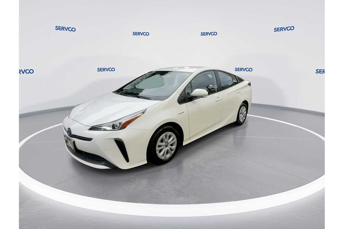 2022 Toyota Prius LE