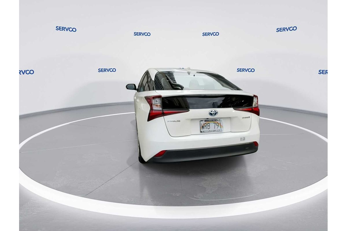 2022 Toyota Prius LE