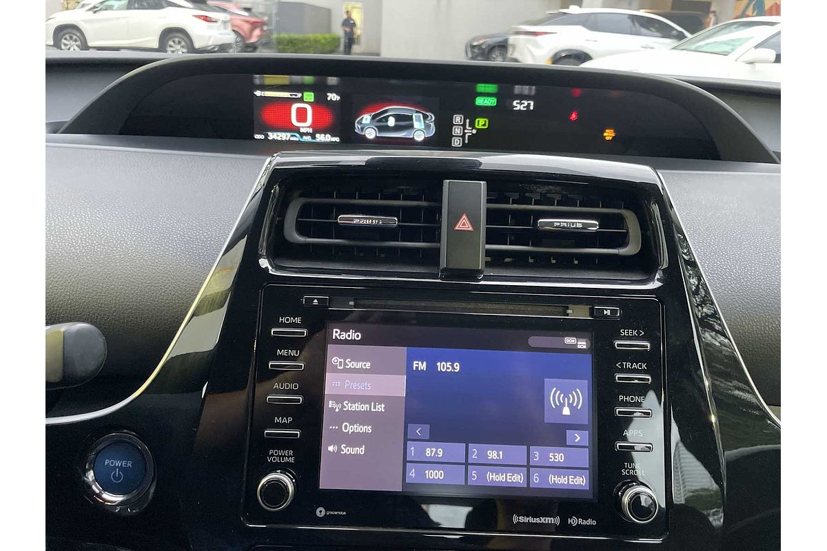 2022 Toyota Prius LE