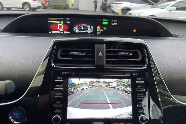 2022 Toyota Prius LE